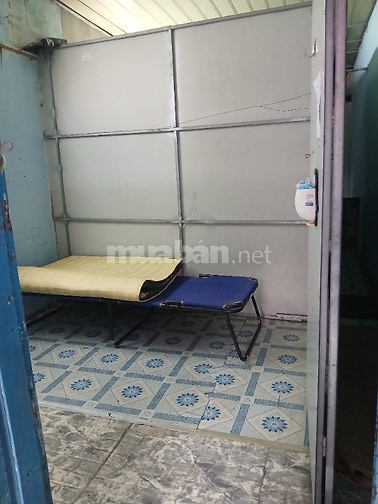 Cho 1 nữ thuê 1 phòng riêng biệt, nữ hiền hiền ạ,gần chợ Bình Thới. 