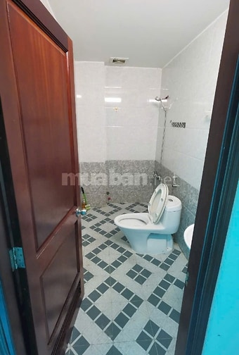 Cho nhà riêng khu Phan Xích Long, 2p ngủ, nội thất giá 14tr/tháng