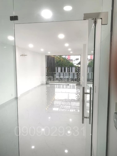 CHO THUÊ NHÀ MẶT TIỀN XÔ VIẾT NGHỆ TĨNH - BÌNH THẠNH. 1 TRỆT 3 LẦU