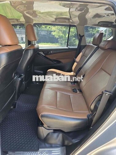 Toyota Innova 2017 2.0E - 130000 km