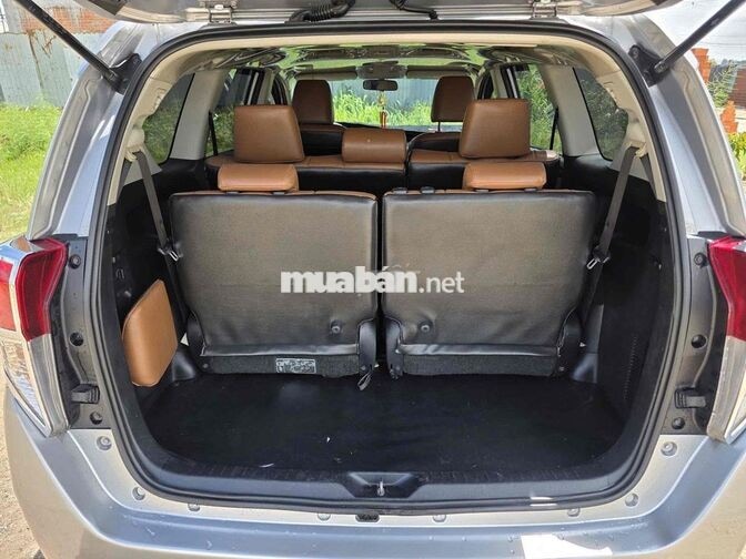 Toyota Innova 2017 2.0E - 130000 km