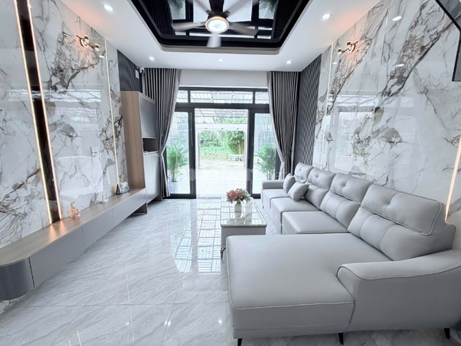 SIÊU PHẨM 3 LẦU MẶT TIỀN SÔNG ÔNG ĐỤNG