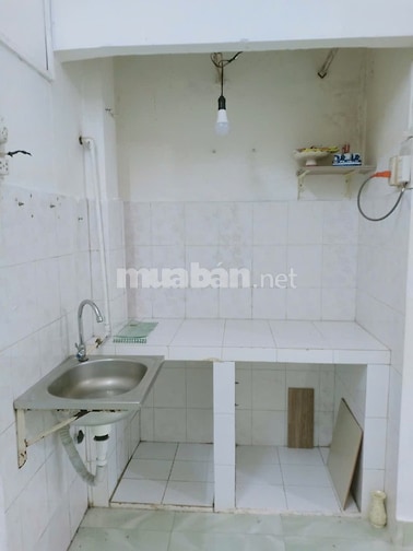 Chung cư mini Trần Hưng Đạo -Q1-Siêu rẻ 4tr,TL 30m2 