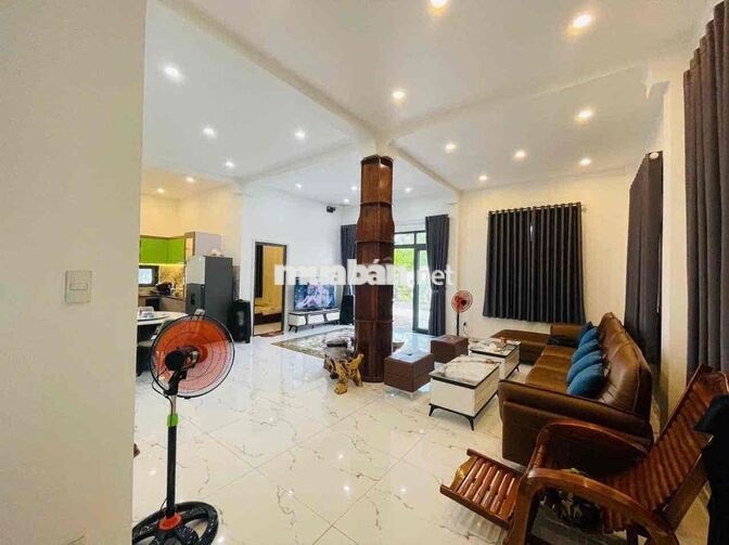 Cho Thuê Biệt Thự Villa Sân Vườn 5Phòng Ngủ Phường Tân An View Sông SG
