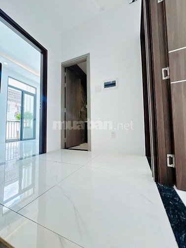 NHÀ XÂY MỚI VÀO Ở NGAY , NỘI THẤT ĐẦY ĐỦ 