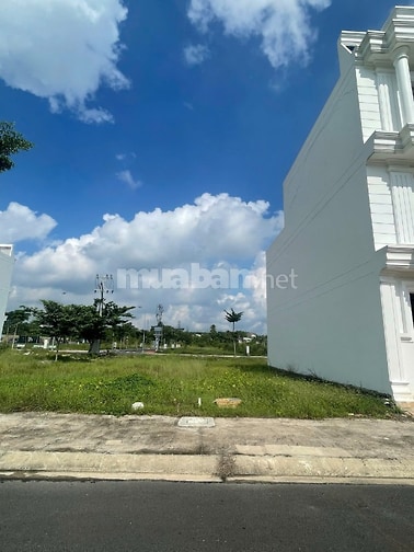 GẤPPPP! CẦN BÁN GẤP LÔ ĐẤT 5X15 GẦN NÚT GIAO CAO TỐC