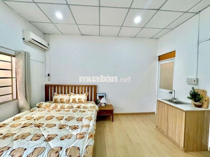 Ban công nội thất mới 100% ngay Hoàng Sa Trường Sa Quận 3 