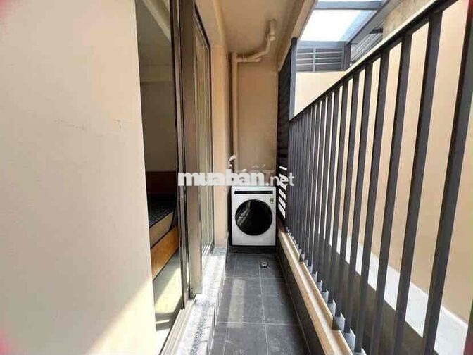 CĂN HỘ 1PN TÁCH BẾP CÓ BANCOL MÁY GIẶT RIÊNG GẦN CHỢ BÀ CHIỂU