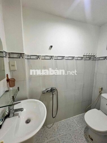 Nhà đẹp 1trệt 1lầu hẻm Thích Quảng Đức, 2pn 2wc, Phú Nhuận