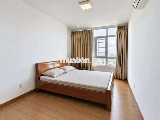Căn hộ Hoàng Anh Gia Lai Lake view Residence - 3 phòng ngủ -View Biển