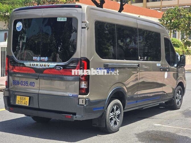 TRANSIT TREND 2024 MẪU MỚI 92000KM BH 1 NĂM