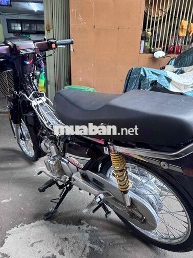 Honda Dream Thái Tím Xe số