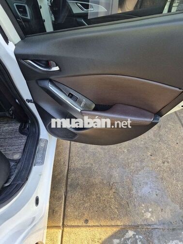 Mazda Mazda 3 Trắng