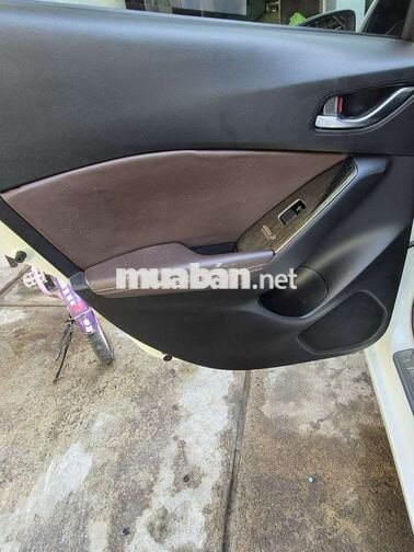 Mazda Mazda 3 Trắng