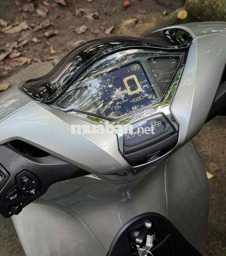 SH 150 CBS 2022 Bạc 4.000 km siêu cọp
