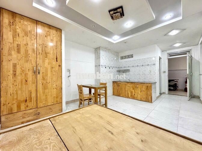 Studio Ở Trệt Siêu Rộng Ngay Chợ Hạnh Thông Tây