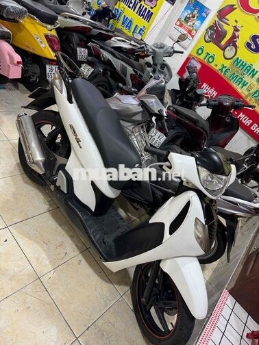 Honda SH 150cc Phun xăng điện tử Ý Trắng