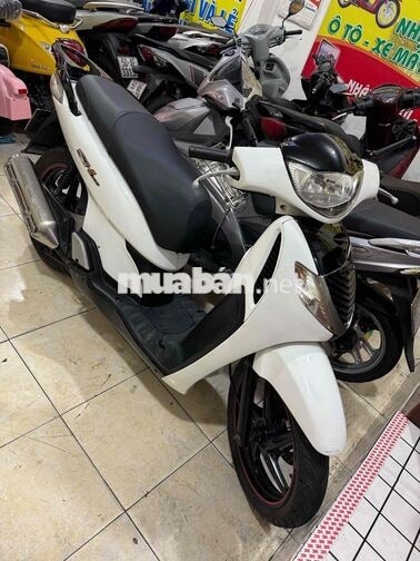 Honda SH 150cc Phun xăng điện tử Ý Trắng