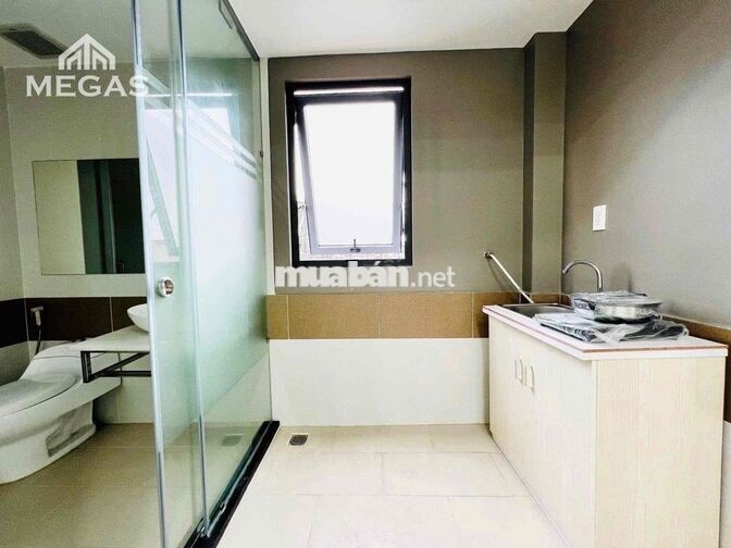 siêu phẩm căn Hộ view kính cửa sổ sát Trung tâm q1 gần Parc Mall