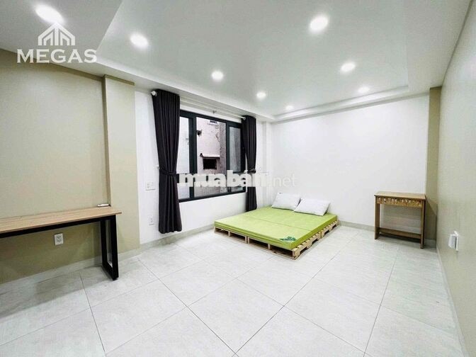 siêu phẩm căn Hộ view kính cửa sổ sát Trung tâm q1 gần Parc Mall