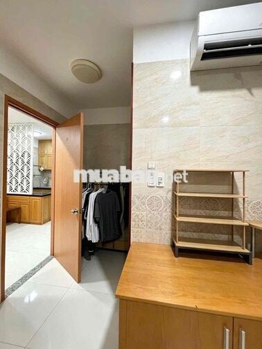 cho thuê Tara q8 - 3PN 2wc có nội thất- 12 triệu - ở liền được