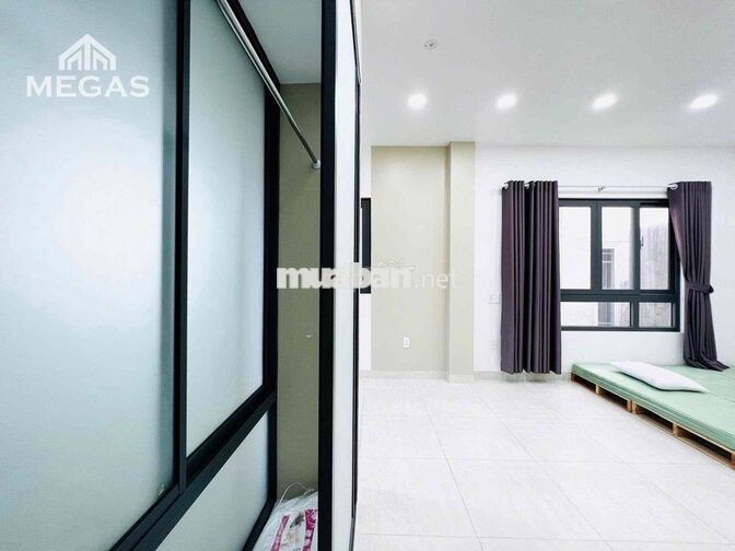 siêu phẩm căn Hộ view kính cửa sổ sát Trung tâm q1 gần Parc Mall