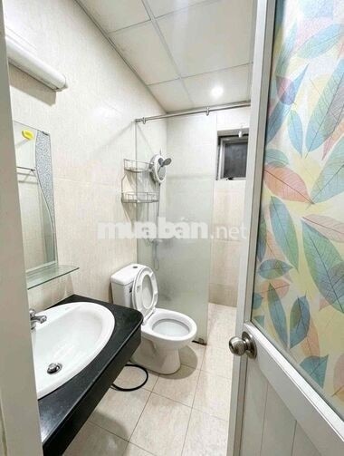 cho thuê Tara q8 - 3PN 2wc có nội thất- 12 triệu - ở liền được