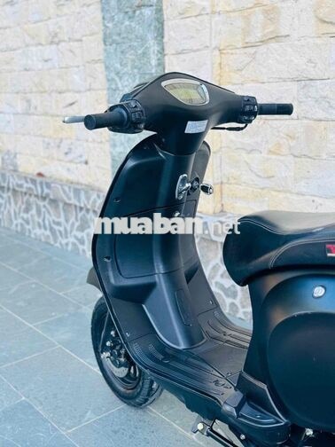 Victoria AT88 bản đặc biệt 2024 Đèn vuông pa lê