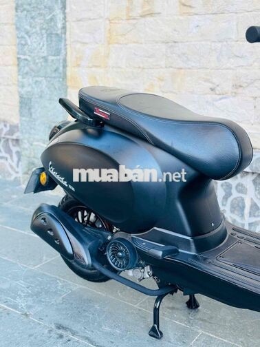 Victoria AT88 bản đặc biệt 2024 Đèn vuông pa lê