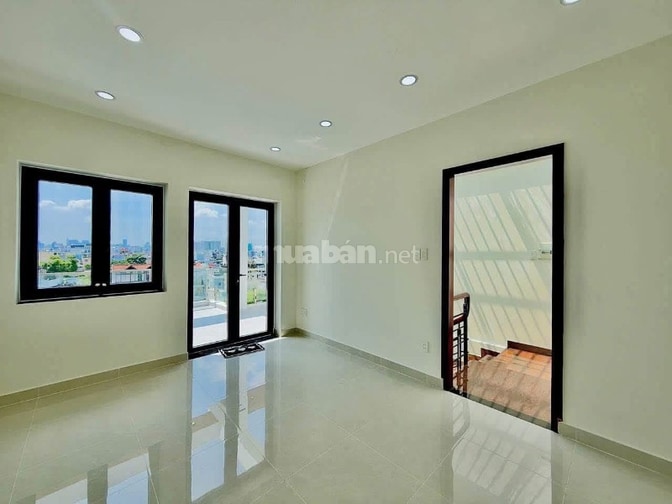 HÀNG HIẾM - NHÀ MẶT TIỀN NGANG 6m - 6 TẦNG LẦU PHẠM VĂN ĐỒNG, P3, GV