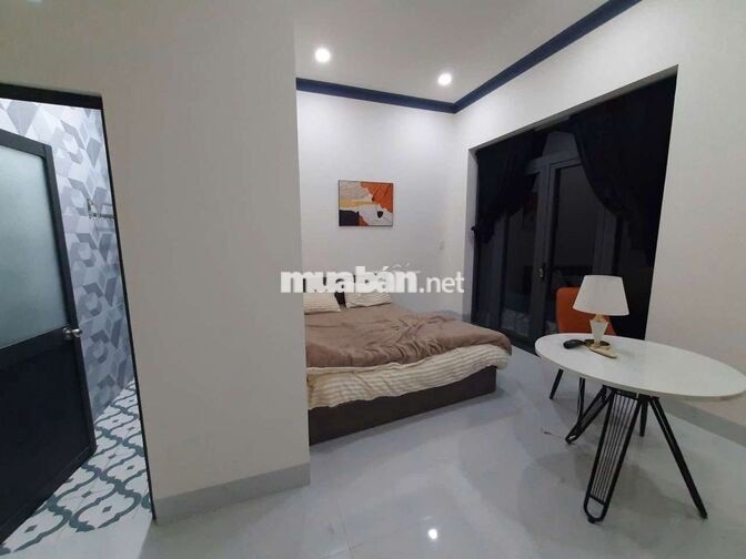 Cho thuê nhà nguyên căn mới xây full nội thất gần chợ Hưng Long