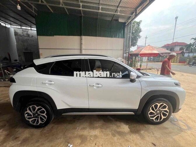 Suzuki Fronx Trắng 11494 km