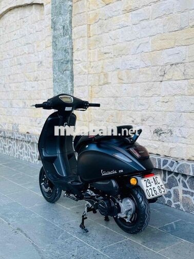 Victoria AT88 bản đặc biệt 2024 Đèn vuông pa lê