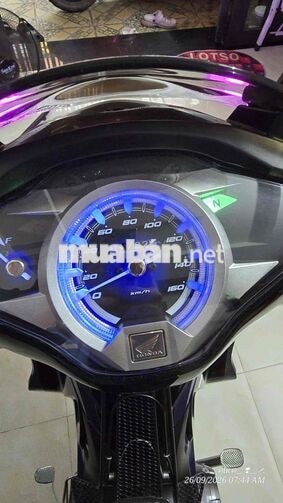 Future Xanh lướt zin 1700km