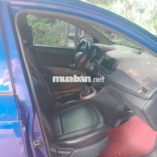 Hyundai Grand i10 Xanh