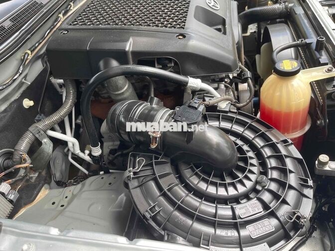 Toyota Fortuner 2014 Bạc