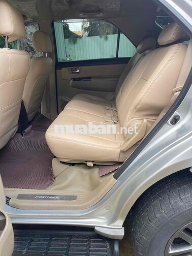 Toyota Fortuner 2014 Bạc