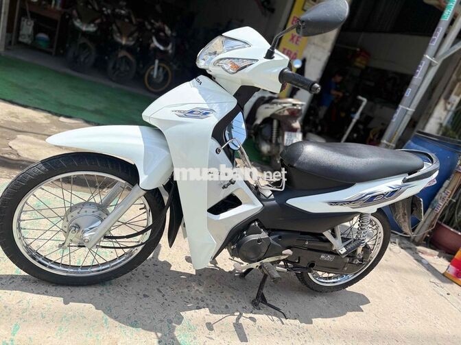 Wave Alpha 2023 Trắng lướt đẹp keng nguyên zin