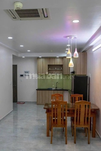 Chung cư Carillon-Hoàng Hoa Thám, 79m2, 2pn,ban công, giá thuê 13,5 tr