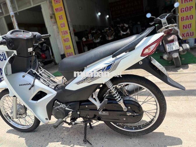 Wave Alpha 2023 Trắng lướt đẹp keng nguyên zin