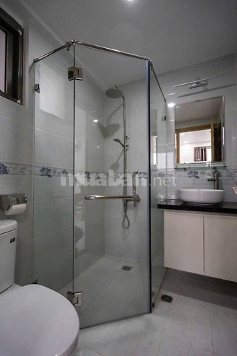 Chung cư Carillon-Hoàng Hoa Thám, 79m2, 2pn,ban công, giá thuê 13,5 tr
