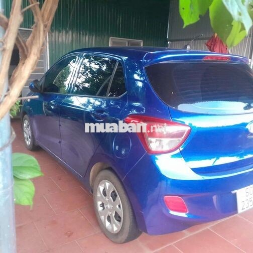 Hyundai Grand i10 Xanh