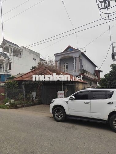 Nhà mặt phố xã Phạm Ngũ Lão, Ân thi