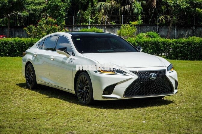 Lexus ES250 model 2020 Trắng ngọc trai cực đẹp