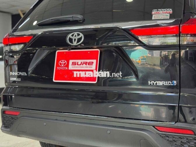 INNOVA CROSS HYBRID 2025 - GIÁ CÒN GIẢM