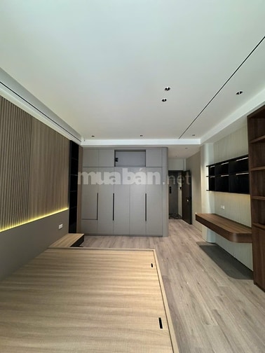Siêu Phẩm Long Biên, Ô tô vào nhà, 50m x 6 tầng thang máy, Rá cực sốc