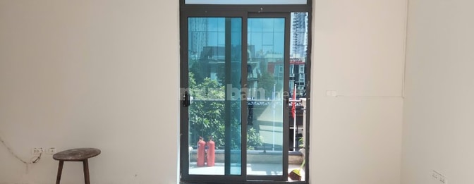 Cho thuê  văn phòng 90m2,  tầng 3. Đ/c: 35 Lê Văn Thiêm, Thanh Xuân
