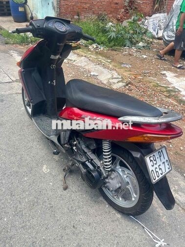 Honda Click 2011 chính chủ kí giấy