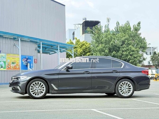 BMW 530i 2019
