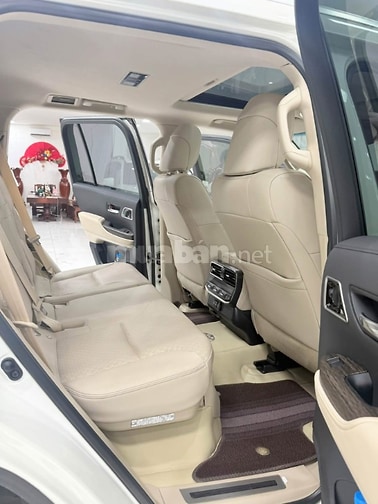 Bán Land Cruiser LC300 sản xuất 2023, chạy lướt  2 vạn Km cực mới.